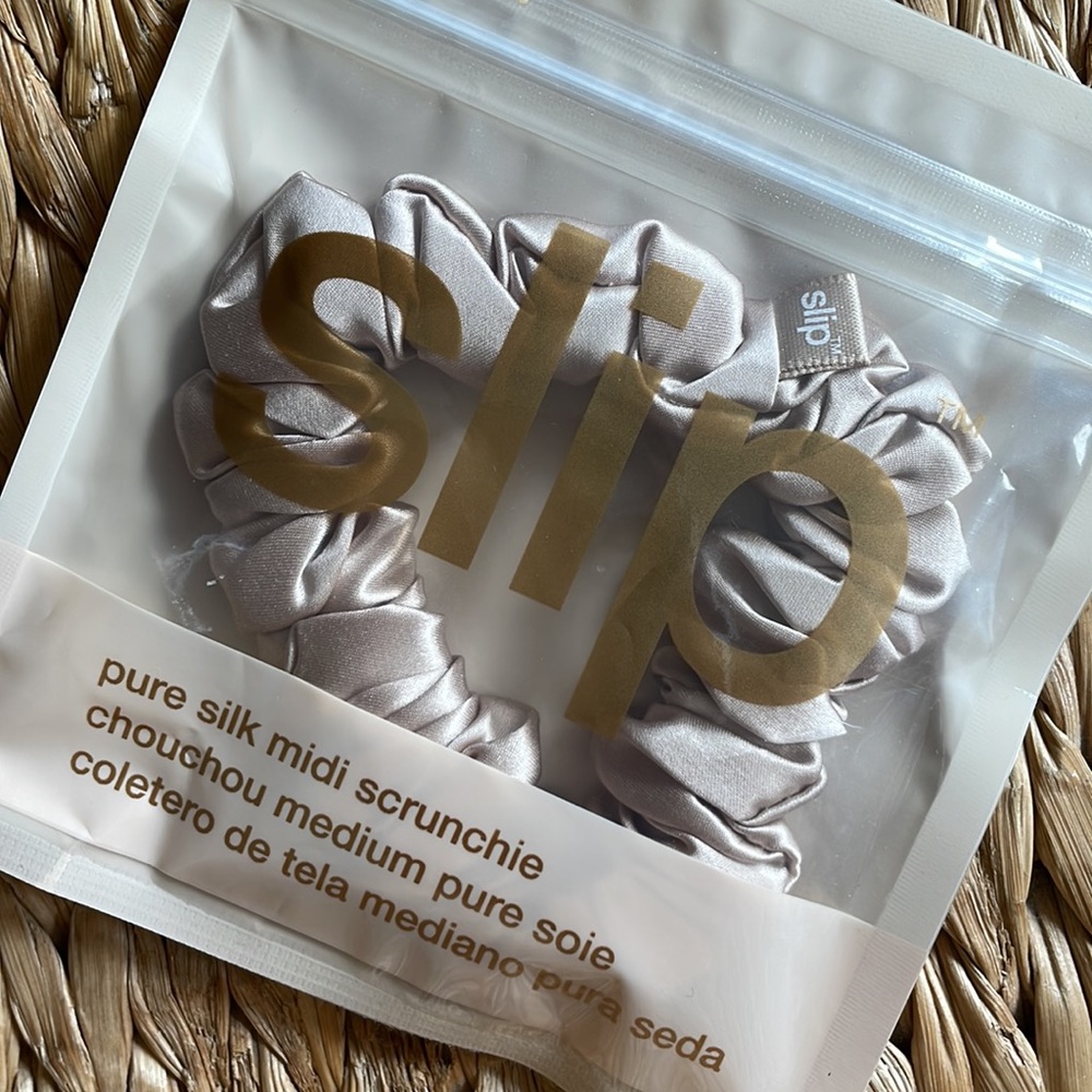 NEW Silk 100% pure silk midi scrunchie in caramel